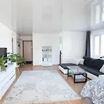 Center Turu Str Apartments, Parking,