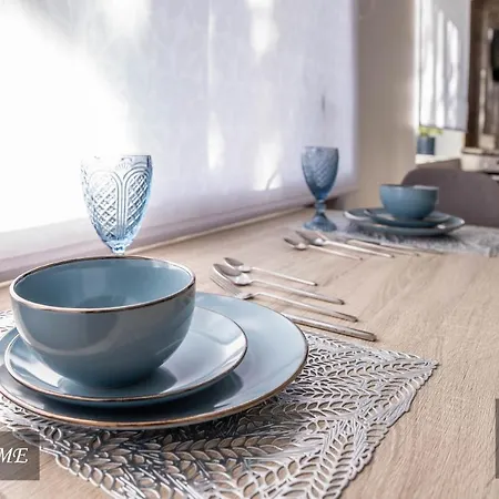 Apartment Center Turu Str Apartments, Parking,
