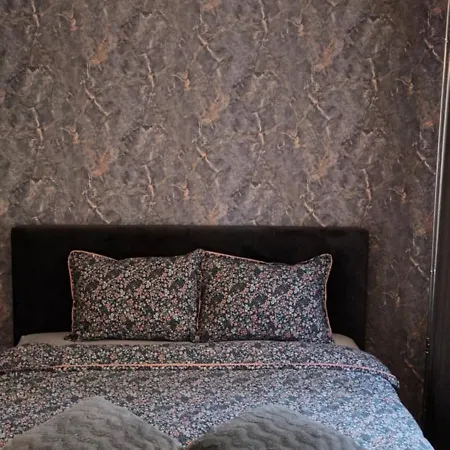 Apartment Center Turu Str Apartments, Parking,