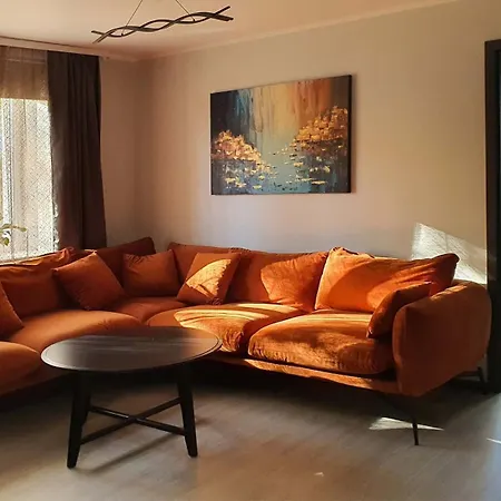 Center Turu Str Apartments, Parking, *