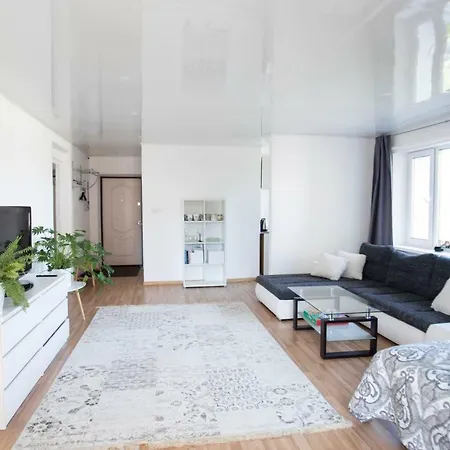 Center Turu Str Apartments, Parking,