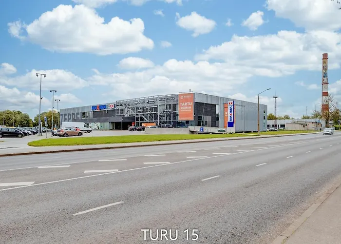 Apartment Center Turu Str Apartments, Parking,