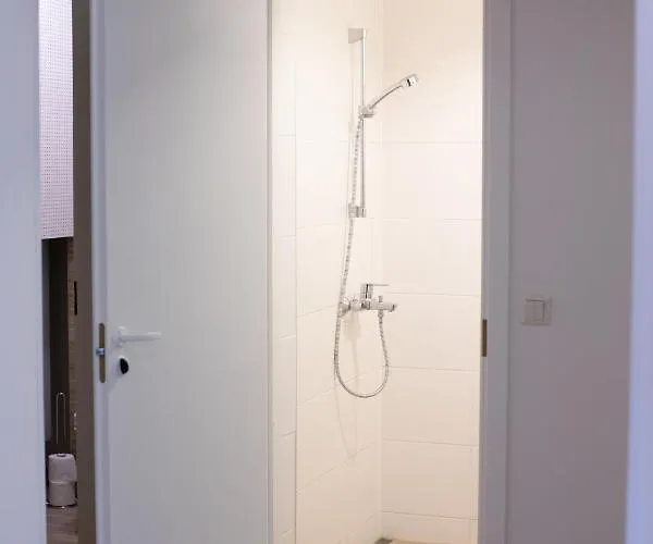 Center Turu Str Apartments, Parking, Apartament